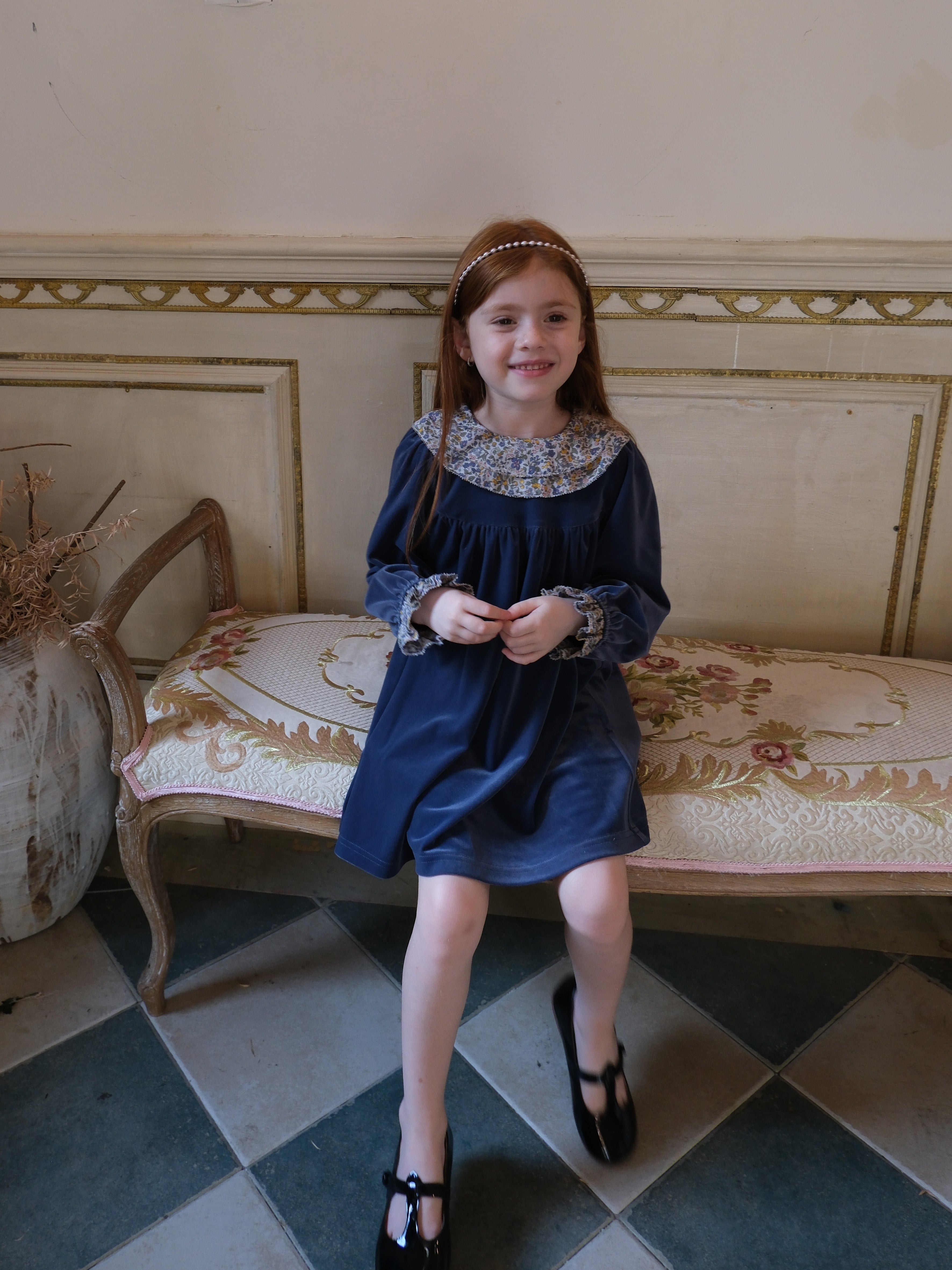 Royal blue velvet dress 27